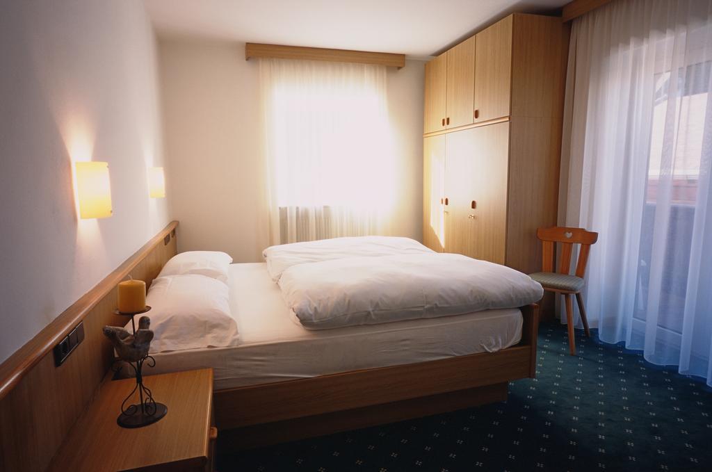 Residence Frea Σέλβα ντι Βαλ Γκαρντένα Δωμάτιο φωτογραφία