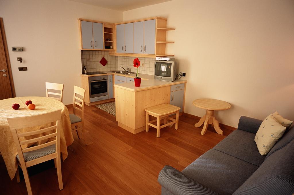 Residence Frea Σέλβα ντι Βαλ Γκαρντένα Δωμάτιο φωτογραφία